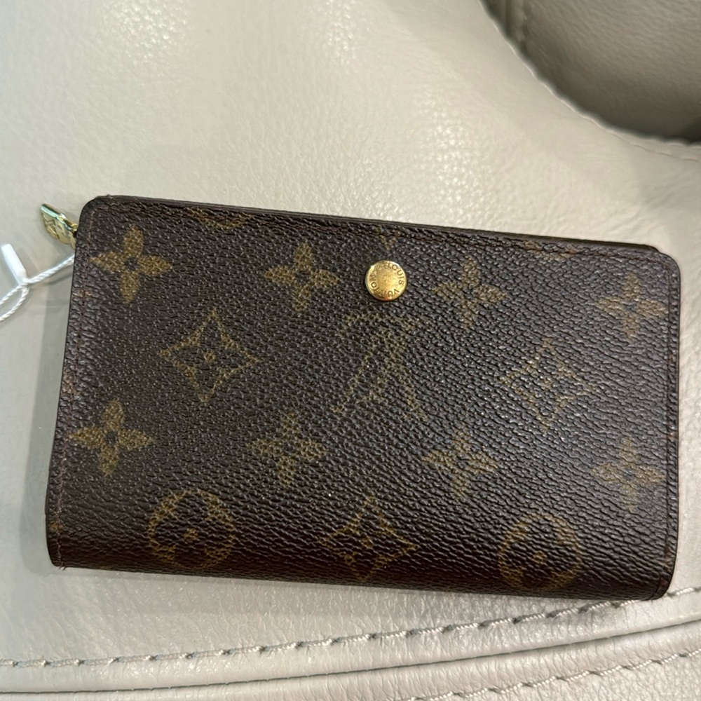 Authentic Louis Vuitton wallet